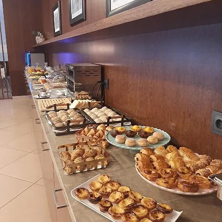 Alva Valley 4* 奥利维拉多霍斯比托