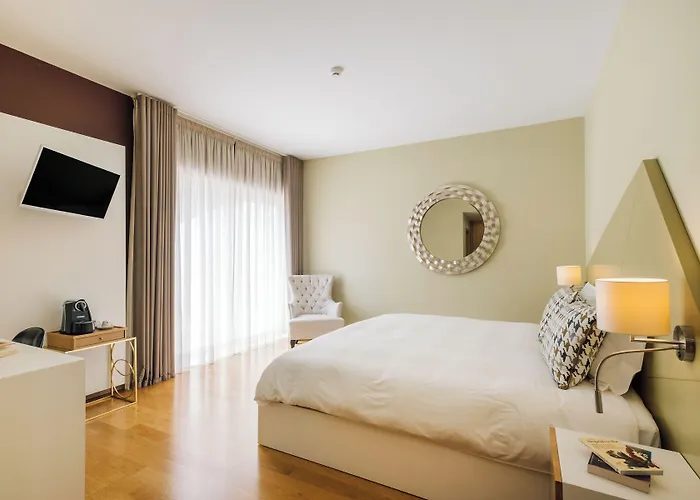 מלון Alva Valley 4*